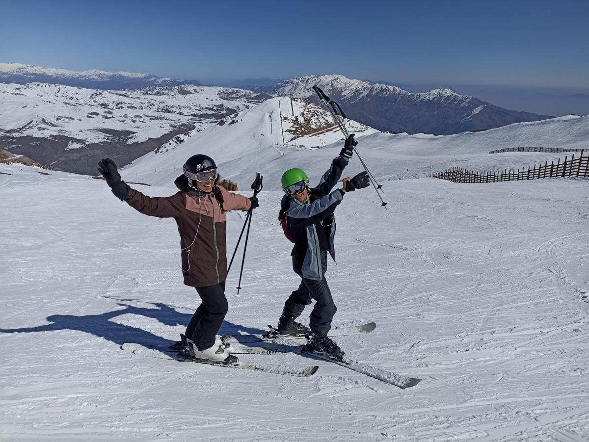 O que levar para esquiar por um dia no Chile: Guia completo para sua aventura na neve