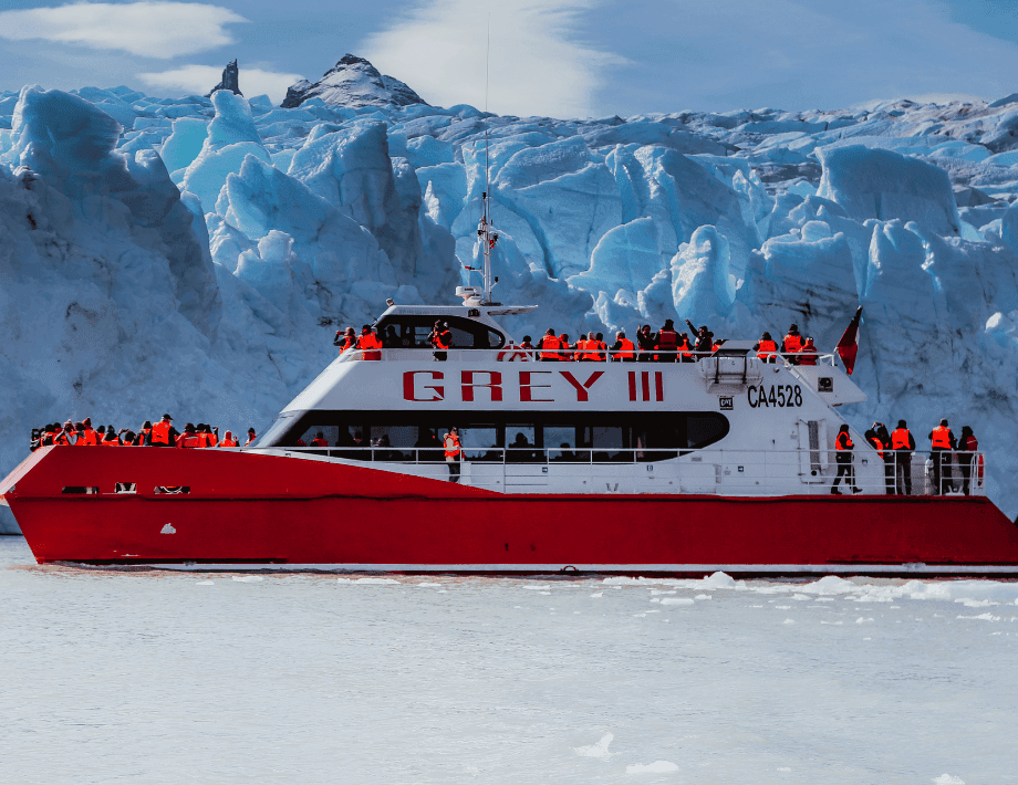 Navegación al Glaciar Grey: Una Experiencia Inolvidable en Torres del Paine